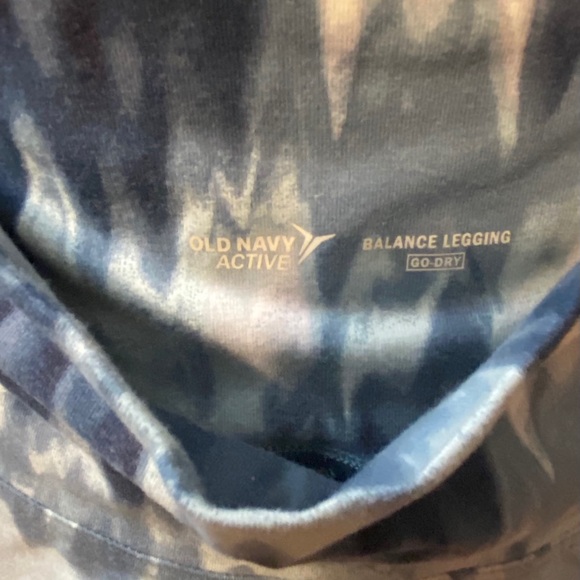 Old Navy Go Dry Balance Legging Medium Petite - Picture 4 of 5